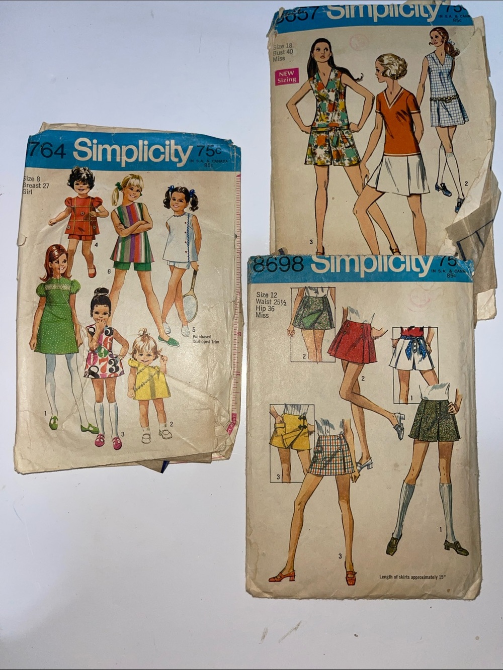 5/$25 Simplicity Mod 1960s Pattern Envelopes with Green, Yellow, Blue Accents